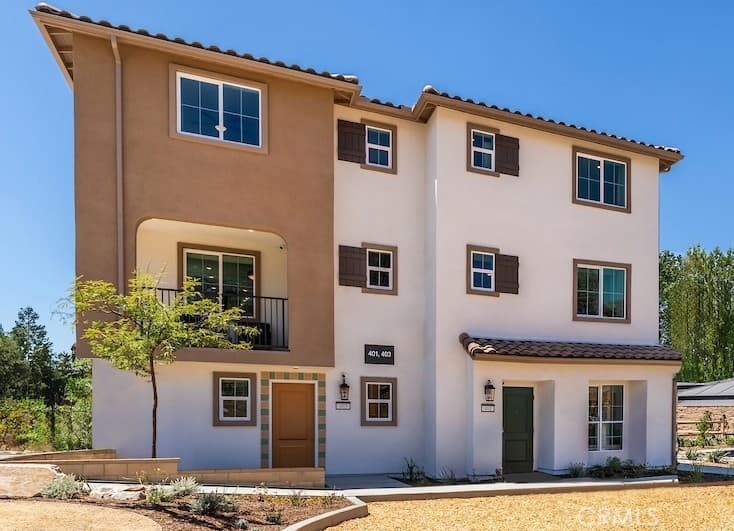 Townhouse at 412 Cypress Grove Lane, Pomona — photo 1 of 12