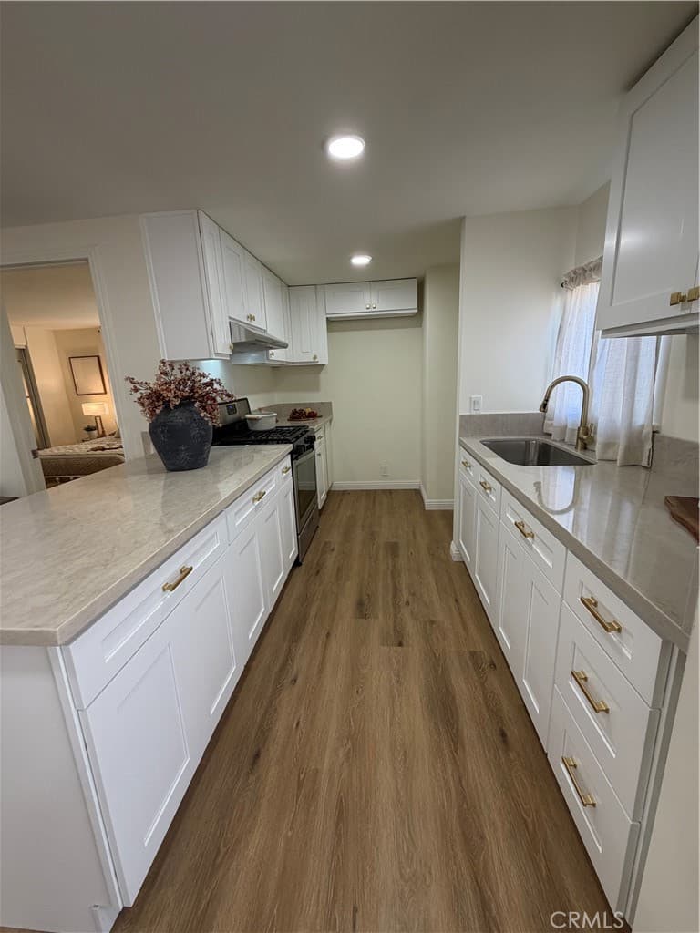 Home at 402 E Foothill Blvd SPC 59, Pomona — photo 11 of 12