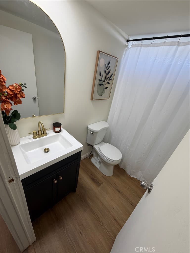 Home at 402 E Foothill Blvd SPC 59, Pomona — photo 4 of 12