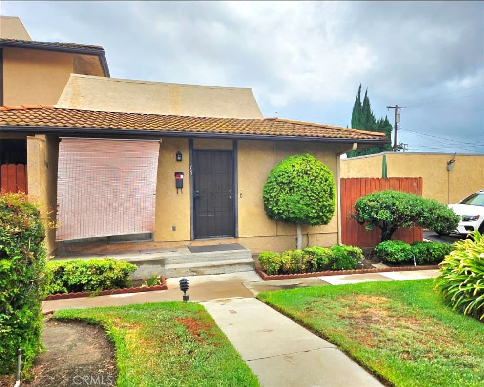 Condo at 5530 Welland Ave. 15, Temple City — photo 2 of 12