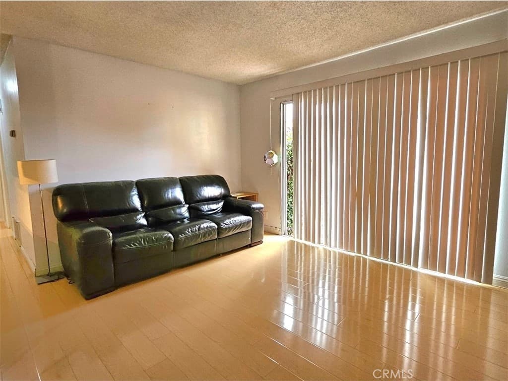 Condo at 5530 Welland Ave. 15, Temple City — photo 3 of 12