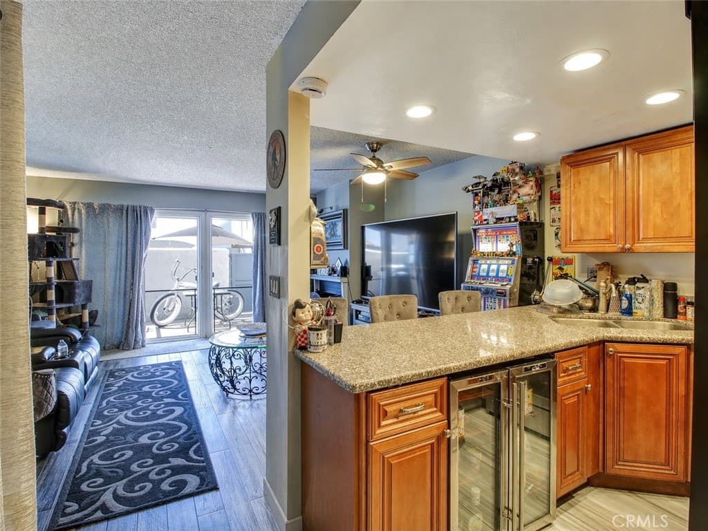Condo at 1706 Puente Avenue, Baldwin Park — photo 5 of 12