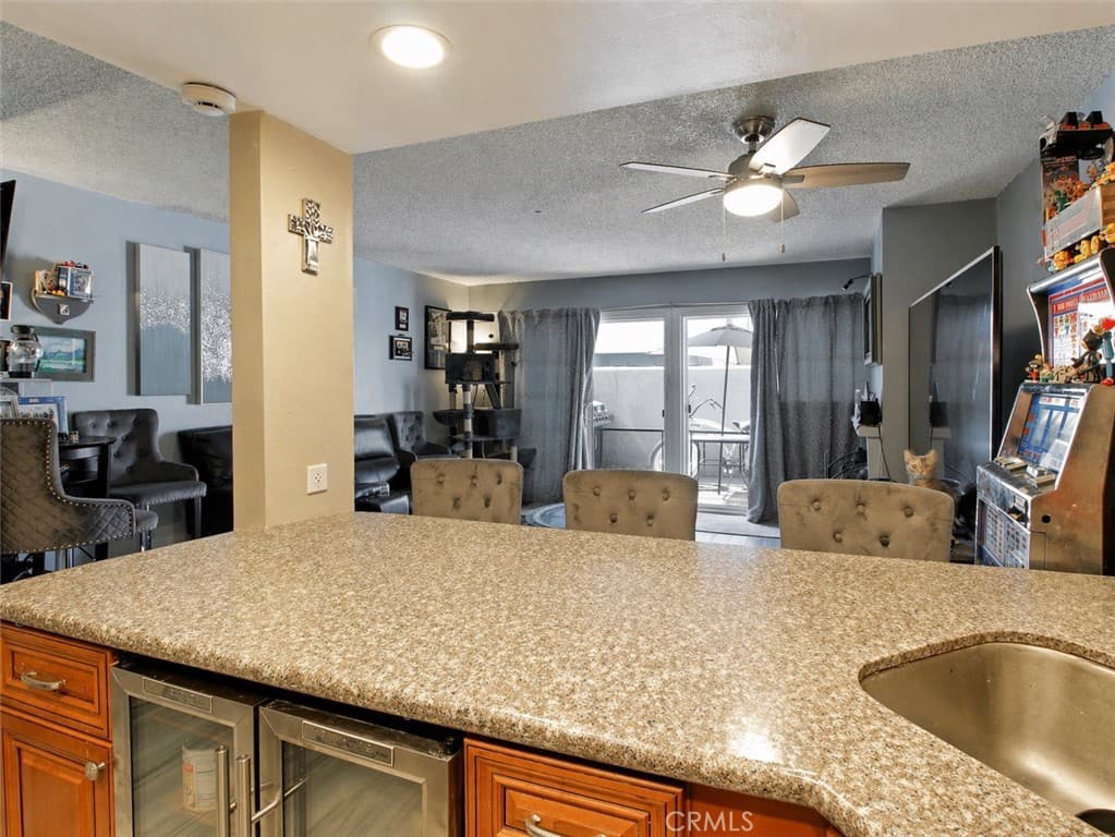 Condo at 1706 Puente Avenue, Baldwin Park — photo 7 of 12