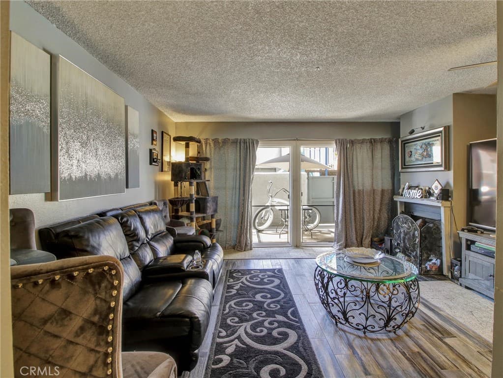 Condo at 1706 Puente Avenue, Baldwin Park — photo 10 of 12