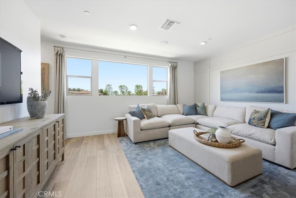 Townhouse at 10728 Golden Koi C, El Monte — photo 6 of 12