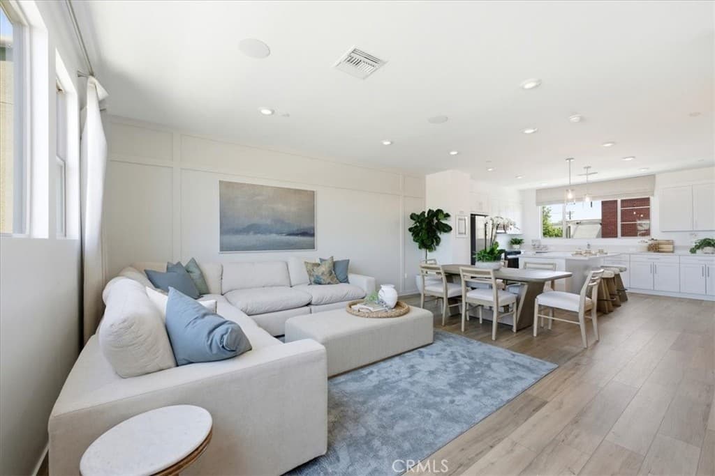 Townhouse at 10728 Golden Koi C, El Monte — photo 8 of 12