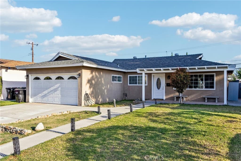 Home at 16748 E Bygrove, Covina — photo 3 of 12