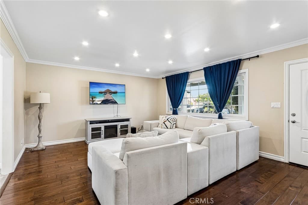 Home at 16748 E Bygrove, Covina — photo 6 of 12