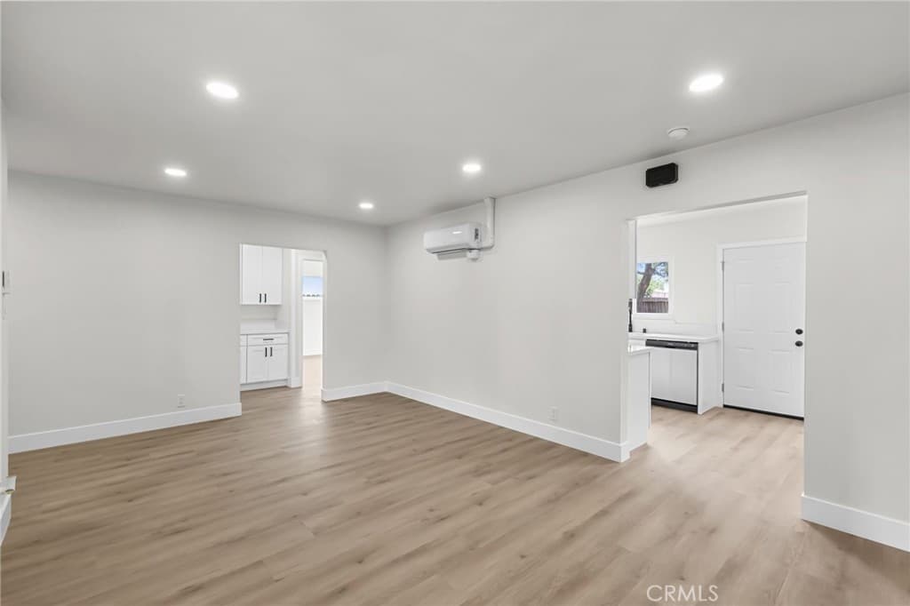 Home at 736 N Walnut, San Dimas — photo 12 of 12