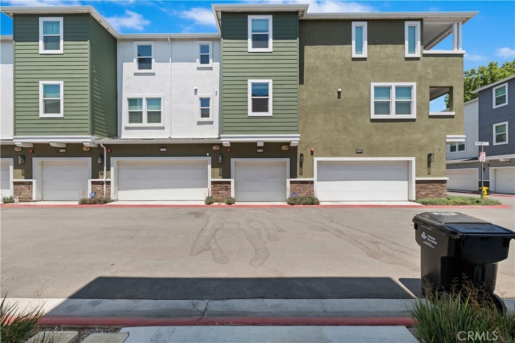 Condo at 1750 Cayton Loop, West Covina — photo 6 of 12