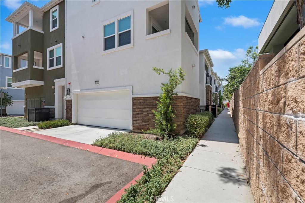 Condo at 1750 Cayton Loop, West Covina — photo 8 of 12