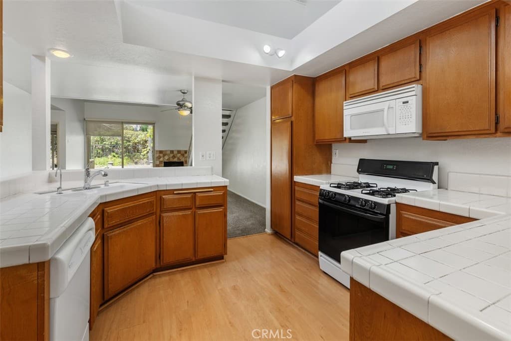 Home at 1760 Del Prado, Pomona — photo 10 of 12