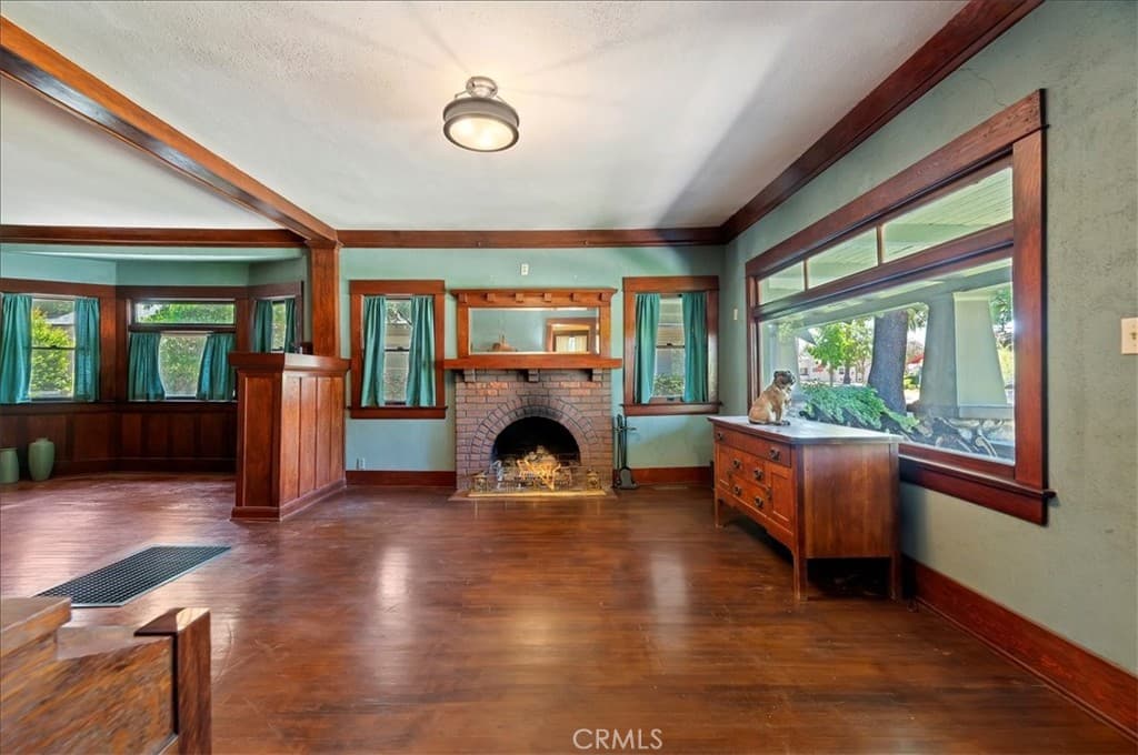Home at 165 E Columbia Avenue, Pomona — photo 7 of 12