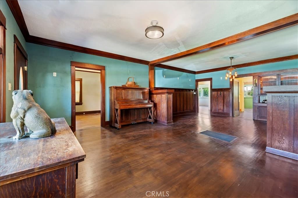 Home at 165 E Columbia Avenue, Pomona — photo 9 of 12