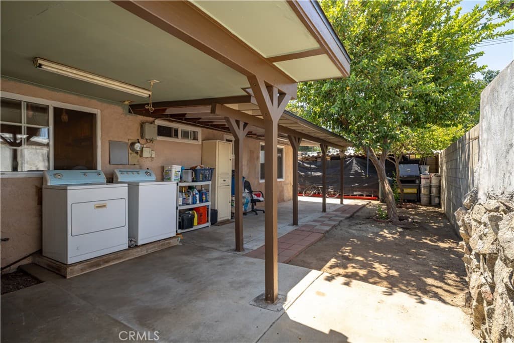 Home at 18438 E Citrus Edge, Azusa — photo 8 of 12