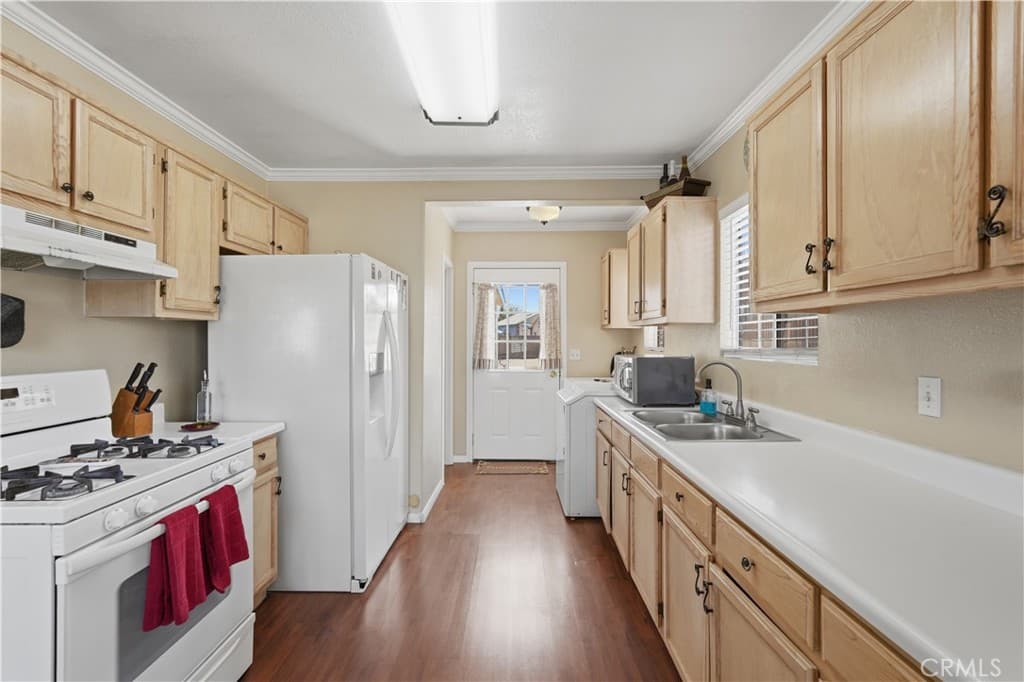 Home at 13524 Frazier, Baldwin Park — photo 6 of 12
