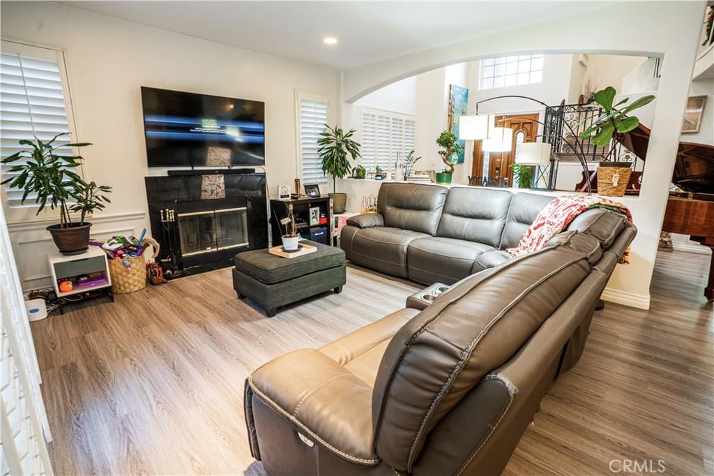 Home at 539 Bourdet, Walnut — photo 11 of 12