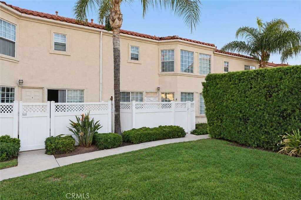 Condo at 19555 E Cypress Street P, Covina — photo 6 of 12