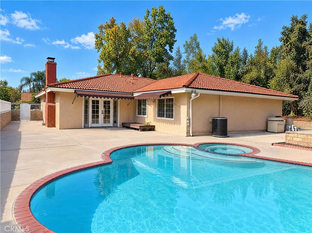 Home at 1042 Whispering Oaks, Arcadia — photo 4 of 12