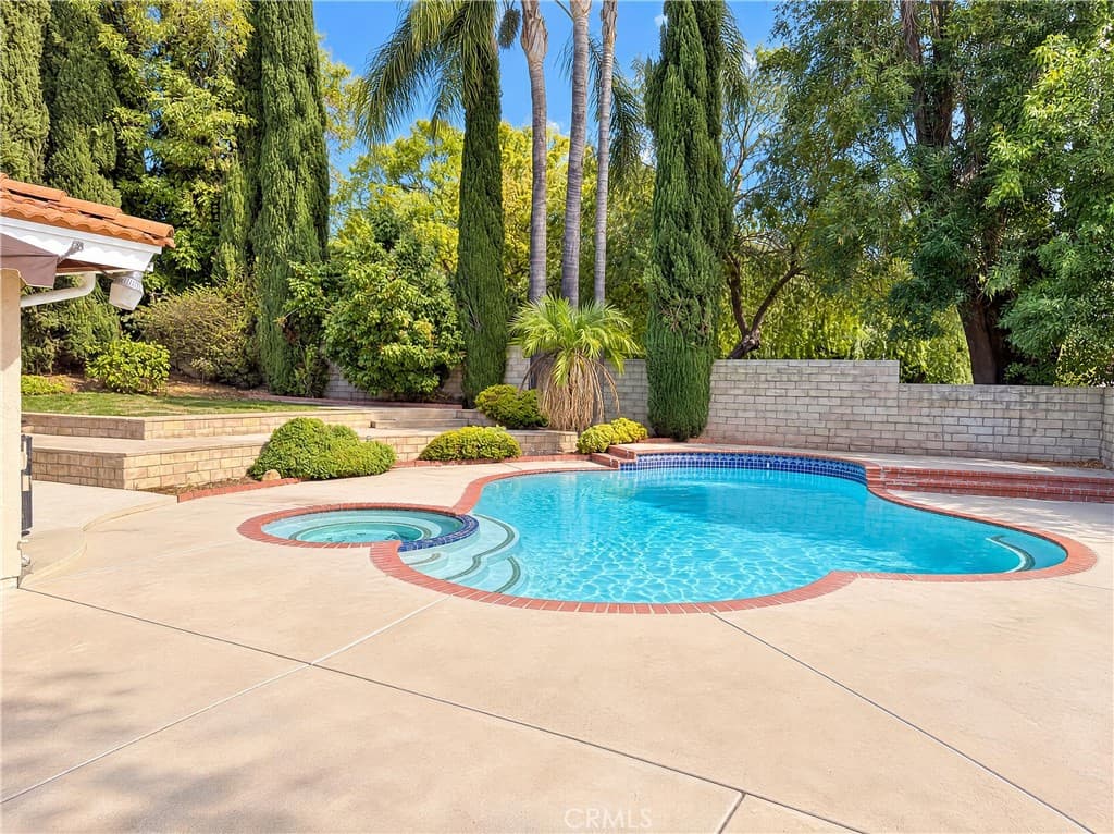 Home at 1042 Whispering Oaks, Arcadia — photo 5 of 12