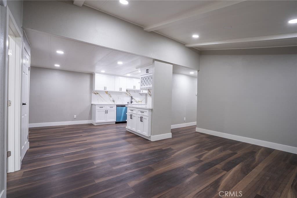 Home at 212 Las Brisas Circle, Pomona — photo 7 of 12