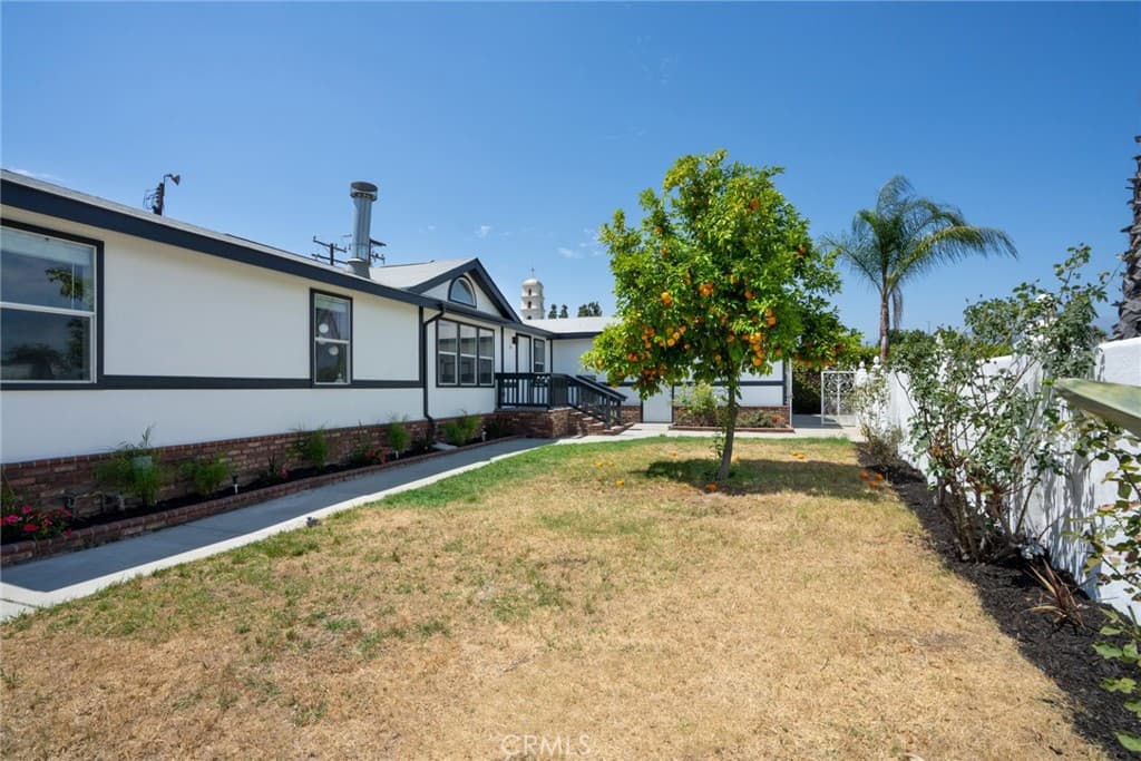 Home at 261 Las Brisas Circle, Pomona — photo 7 of 12