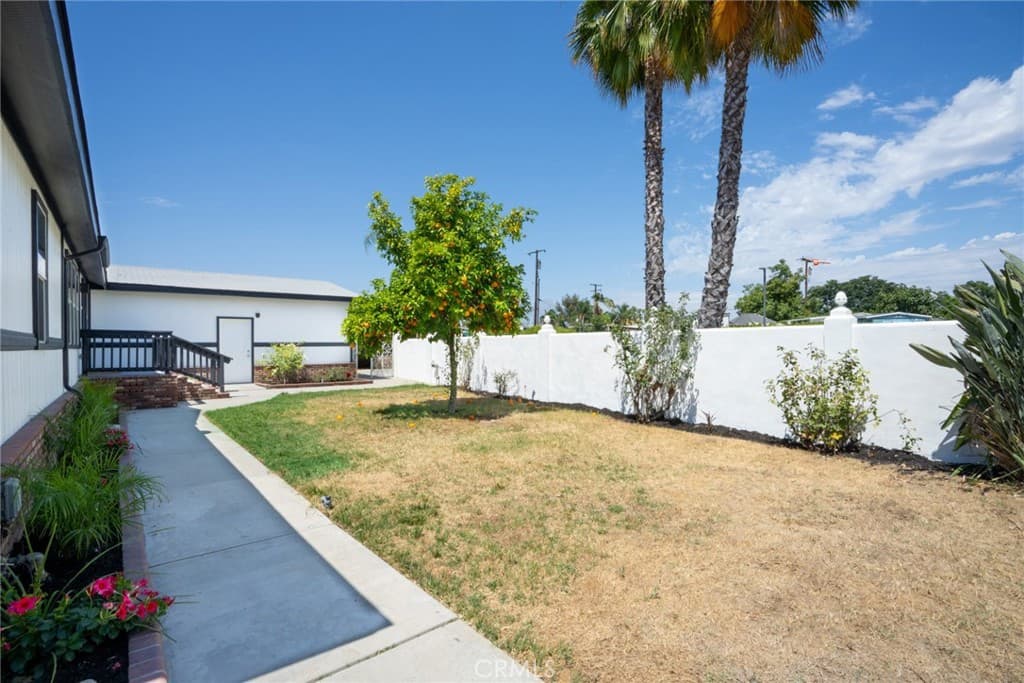 Home at 261 Las Brisas Circle, Pomona — photo 8 of 12