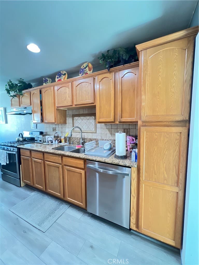 Home at 15204 Giordano, La Puente — photo 3 of 12