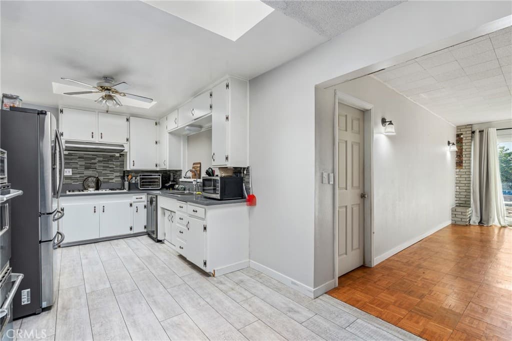 Home at 1333 Singingwood, Pomona — photo 11 of 12