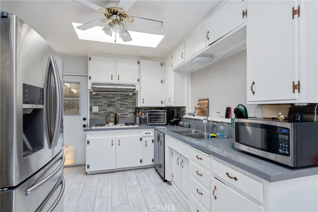 Home at 1333 Singingwood, Pomona — photo 9 of 12