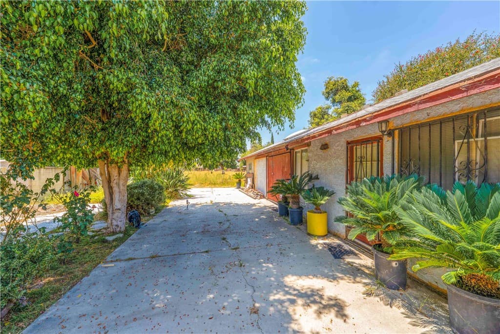 Home at 2631 Parkway, El Monte — photo 11 of 12