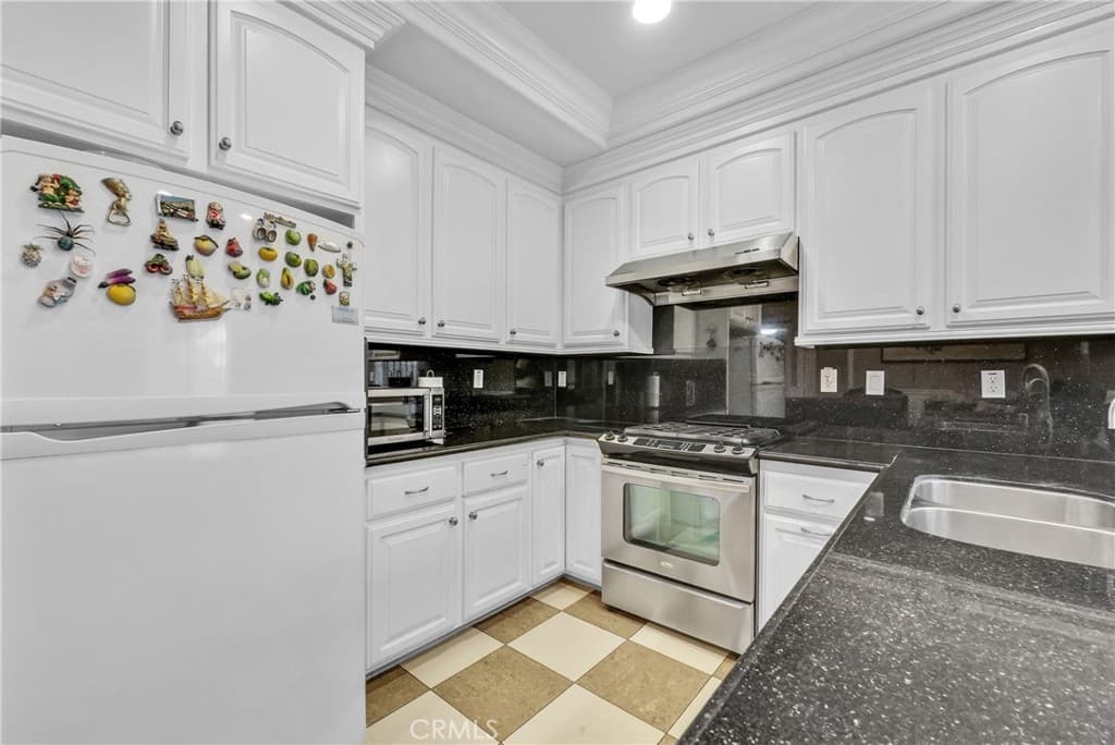 Condo at 5345 Santa Anita, Temple City — photo 11 of 12