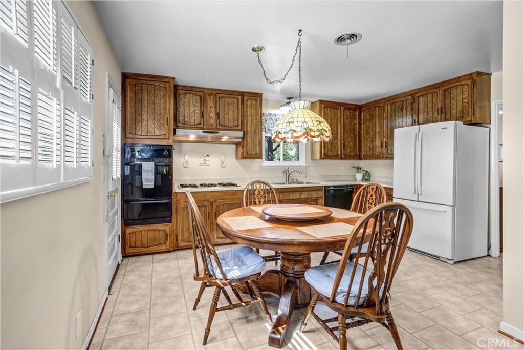 Home at 2321 Felicia Avenue, Rowland Heights — photo 5 of 12