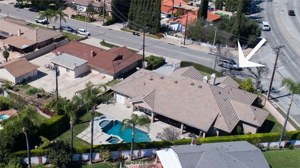 Home at 211 S Grand, West Covina — photo 4 of 12