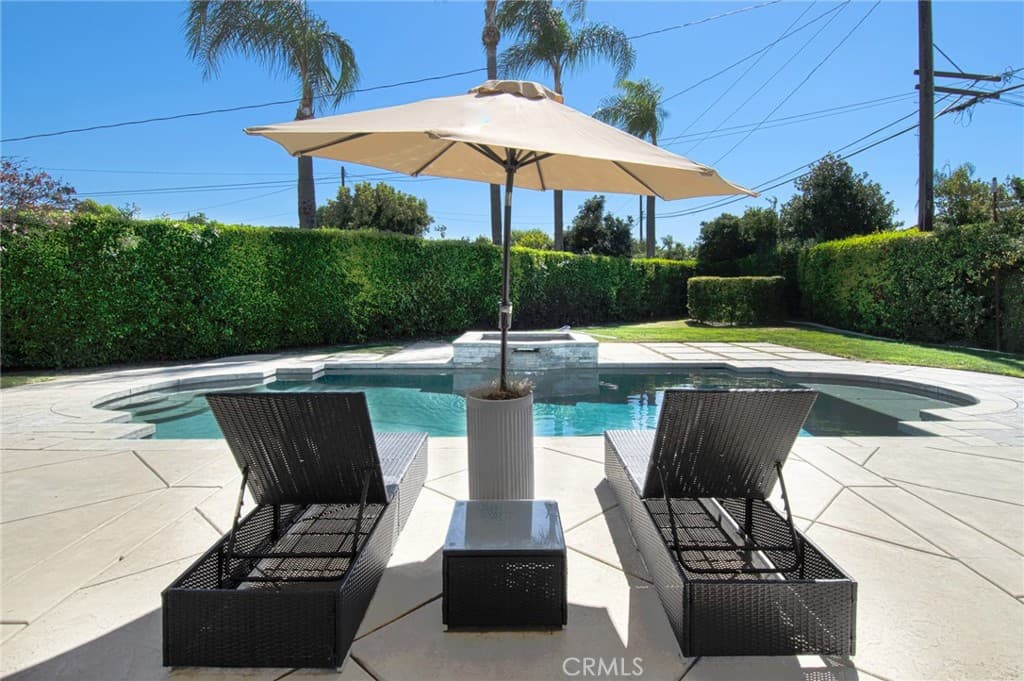 Home at 211 S Grand, West Covina — photo 8 of 12