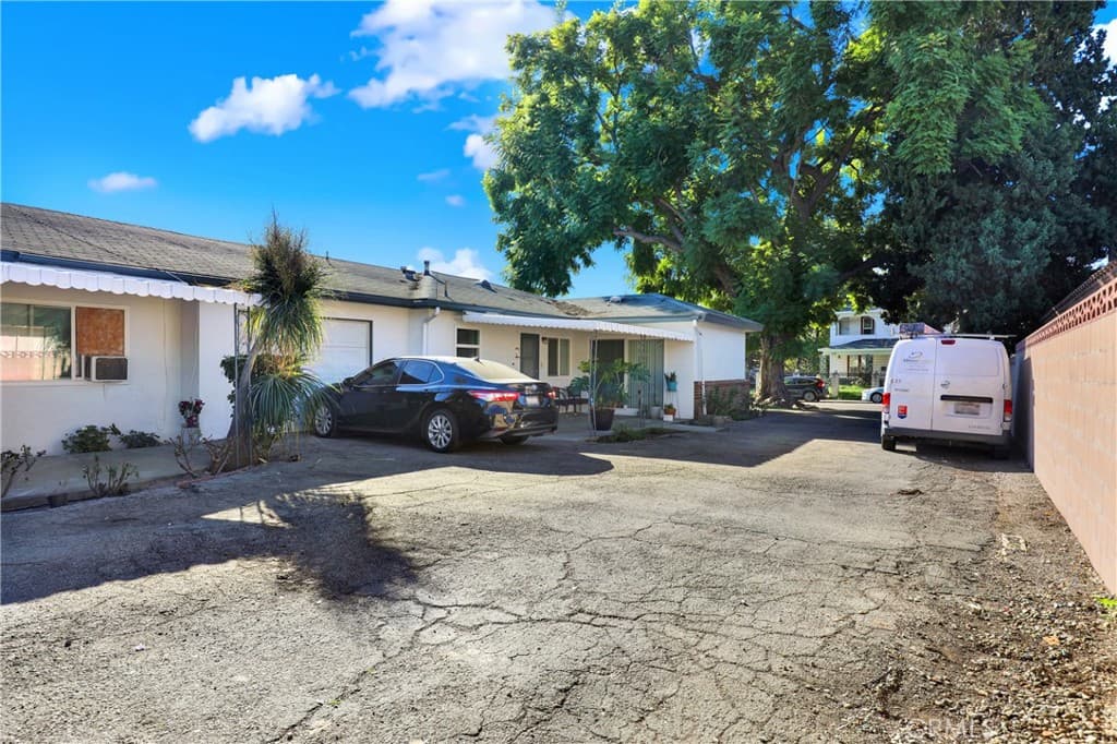 Multi-Family at 291 W Artesia Street, Pomona — photo 9 of 12