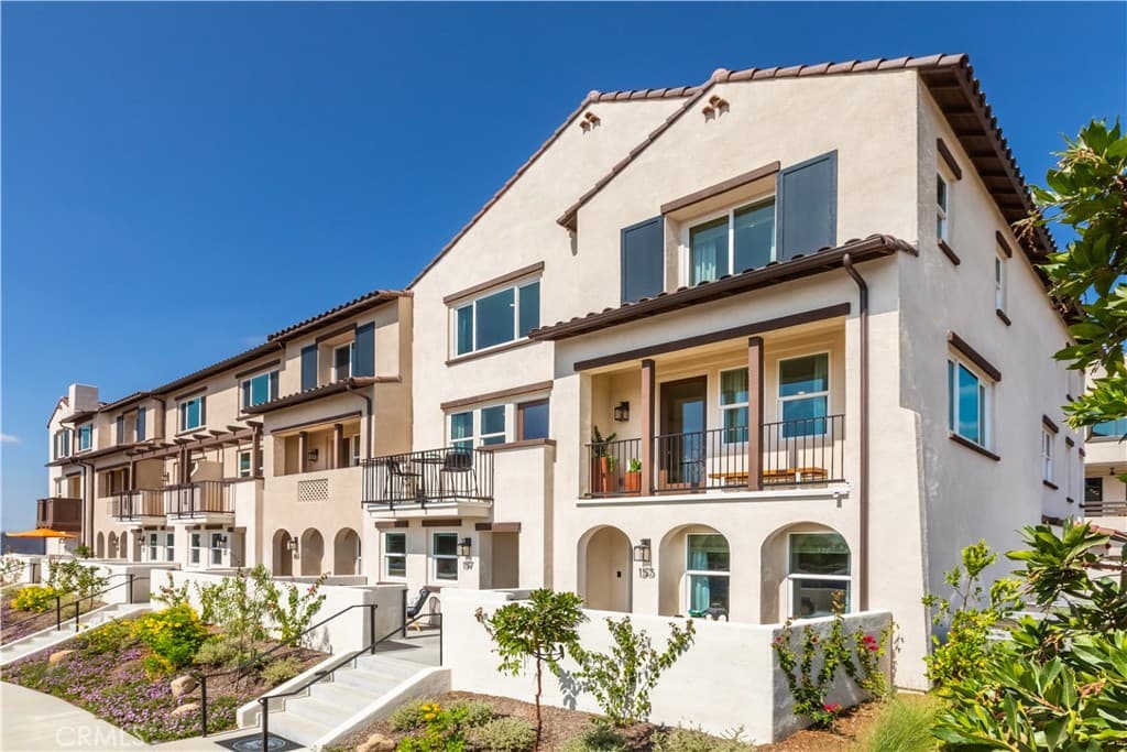 Townhouse at 216 Stillwater Lane, Claremont — photo 1 of 12