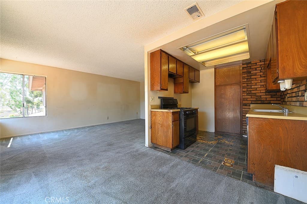 Condo at 1465 Forest Glen Drive 197, Hacienda Heights — photo 11 of 12