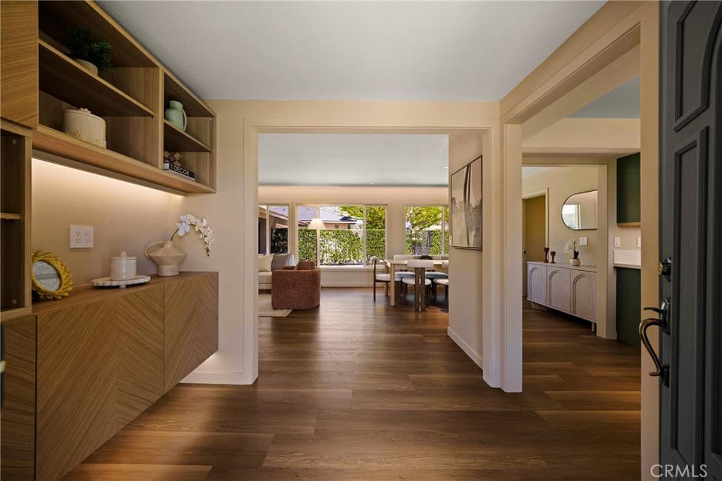 Home at 883 E Leadora, Glendora — photo 11 of 12