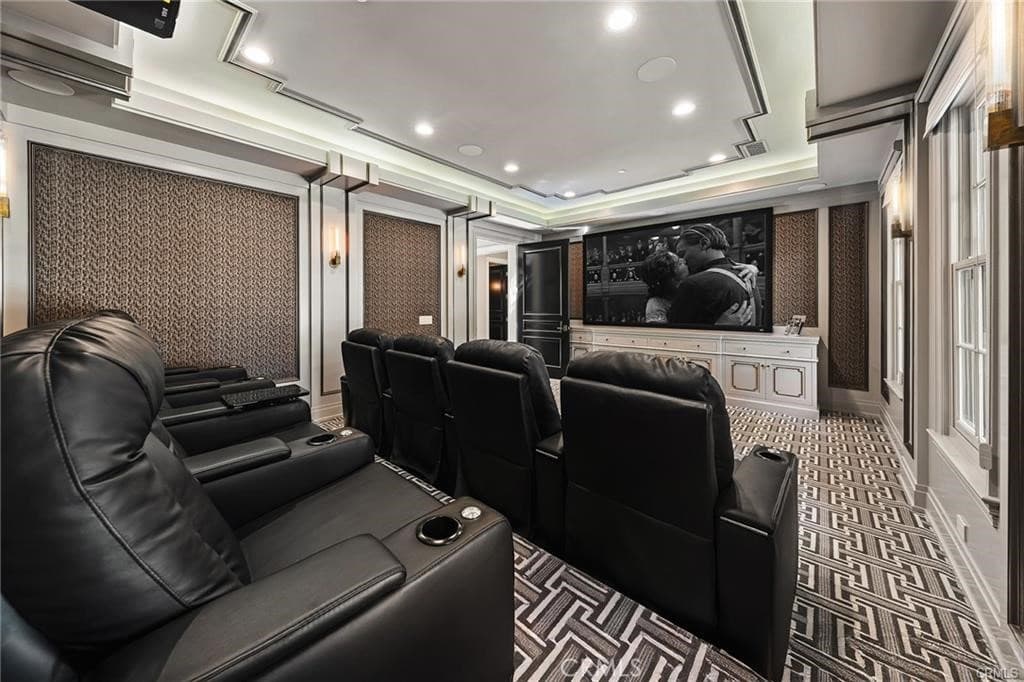 Home at 81 Hacienda Drive, Arcadia — photo 11 of 12