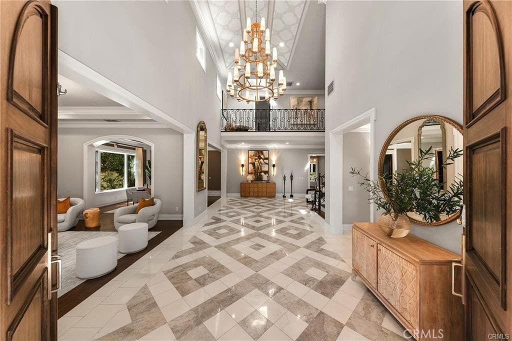 Home at 81 Hacienda Drive, Arcadia — photo 4 of 12