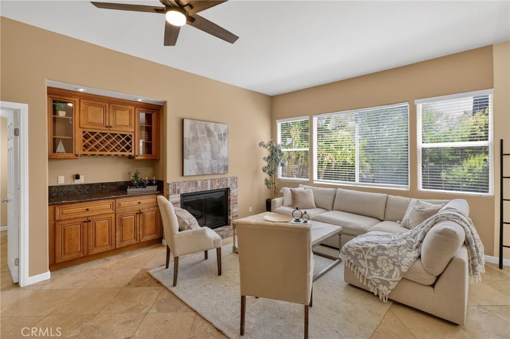 Home at 1250 Loma Vista, Pomona — photo 12 of 12