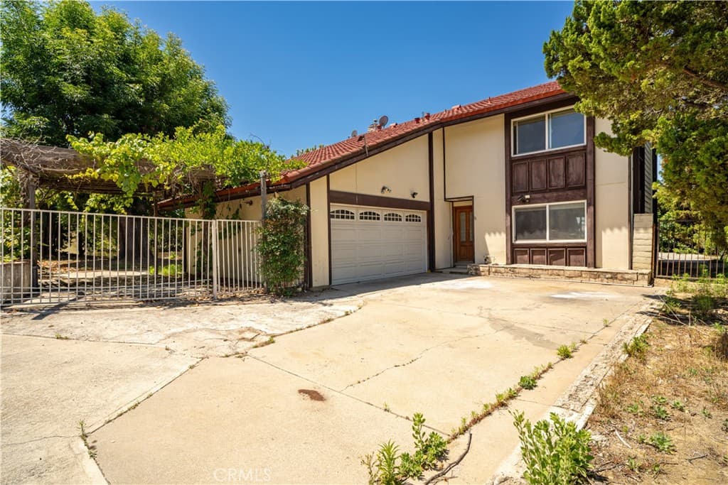 Home at 1935 Walnut Leaf, Walnut — photo 1 of 12