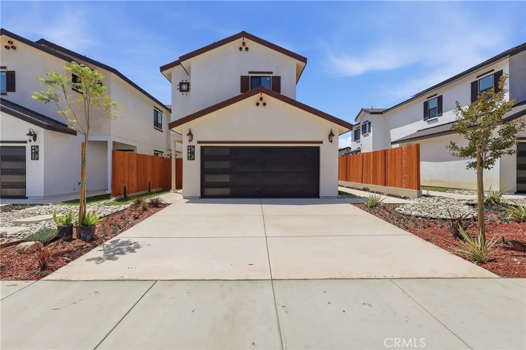 Home at 4433 Phelan, Baldwin Park — photo 3 of 12