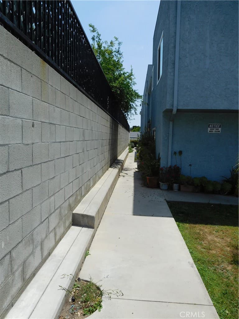 Townhouse at 13302 Ramona, Baldwin Park — photo 3 of 12