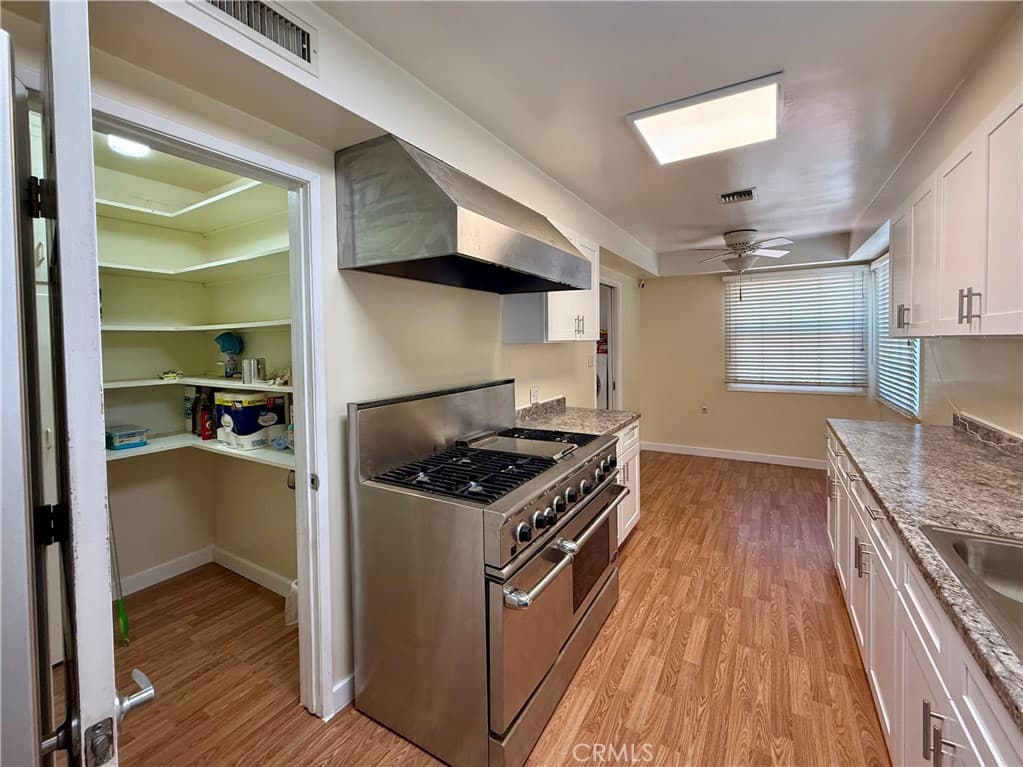 Home at 543 E Comstock, Glendora — photo 11 of 12
