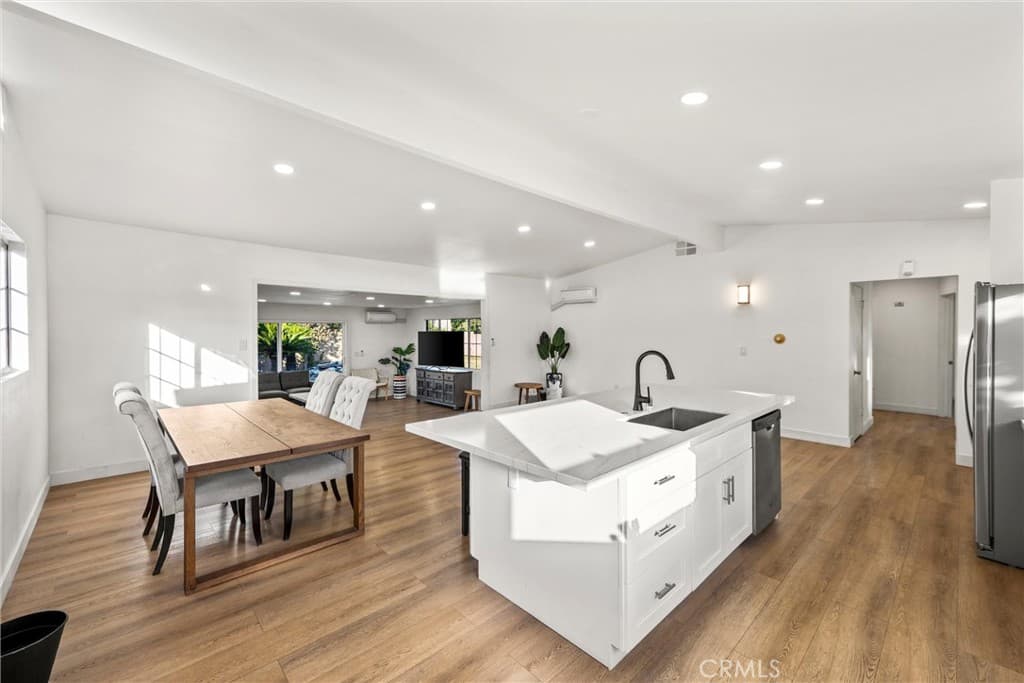 Home at 1019 W Pine, West Covina — photo 6 of 12