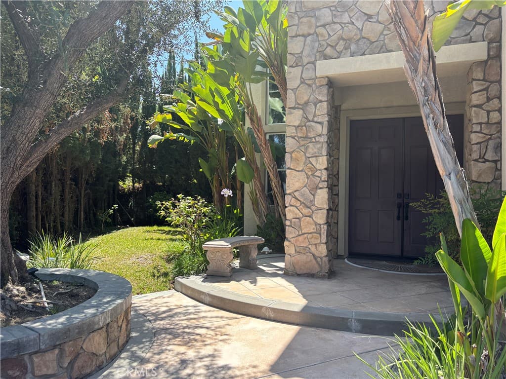Home at 416 Calle Canela, San Dimas — photo 3 of 12