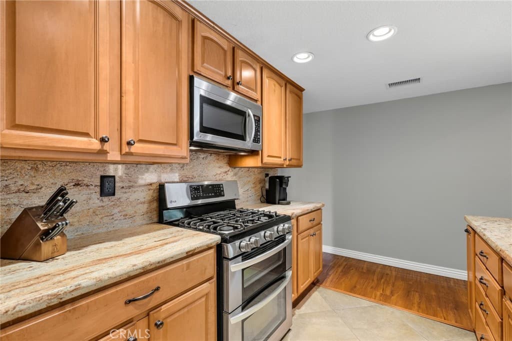 Home at 131 Shire Court, San Dimas — photo 8 of 12