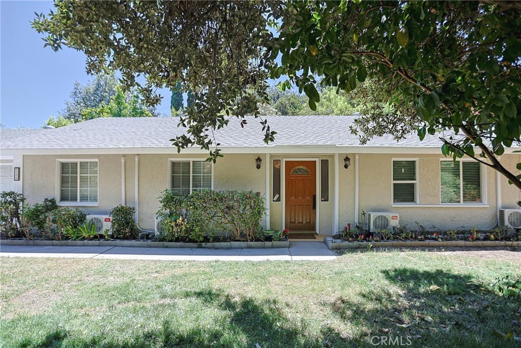 Home at 133 Banbridge, La Puente — photo 1 of 12